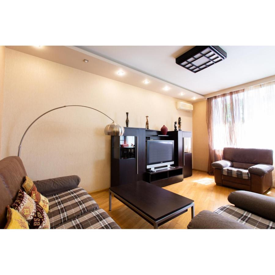 Apartment On Naukova Charkov Buitenkant foto